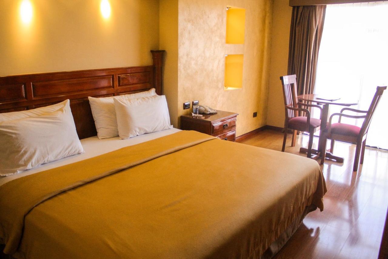 Hotel Ruinas Resort ウェウェテナンゴ エクステリア 写真